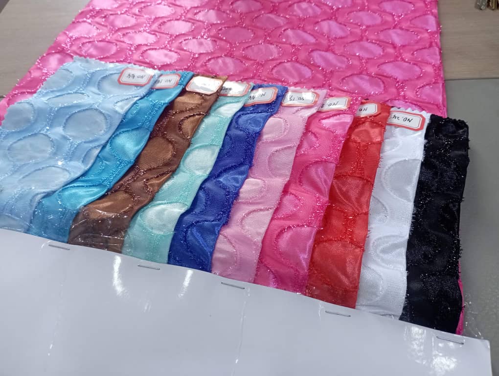 Tissu Organza Bullé Brillant - 10 Couleurs Premium | Effet 3D Sequins Légers