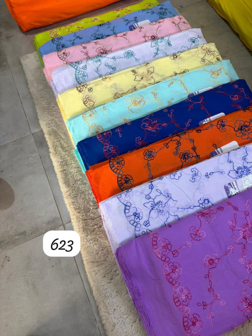 Tissu Organza Bullé Brillant - 10 Couleurs Premium | Effet 3D Sequins Légers